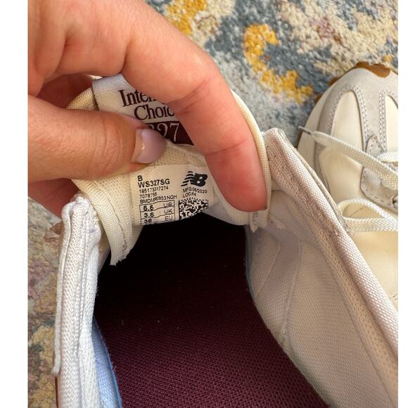 New Balance x STAUD 327 Unisex Sneakers - Picture 14 of 14